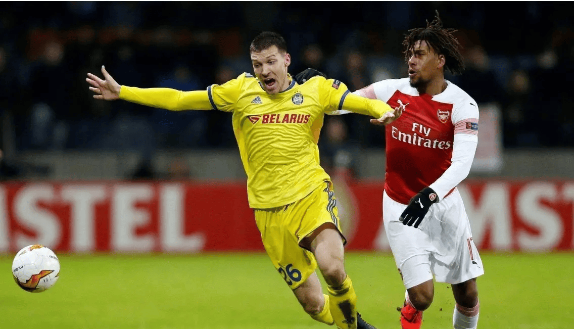 关于利兹联主场大胜,豪取宝贵三分领跑积分榜!的信息 关于利兹联主场大胜,豪取宝贵三分领跑积分榜!的信息