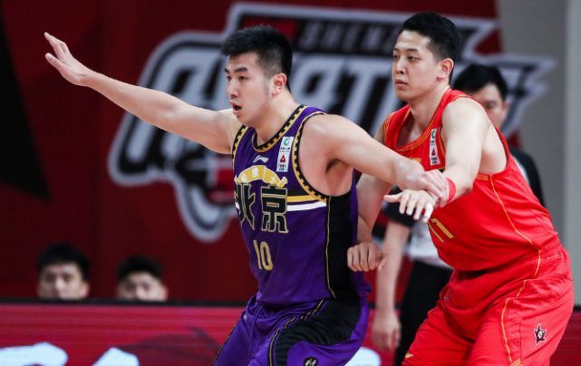 广西队在最新一场胜利中震惊CBA赛场 广西队在最新一场胜利中震惊CBA赛场