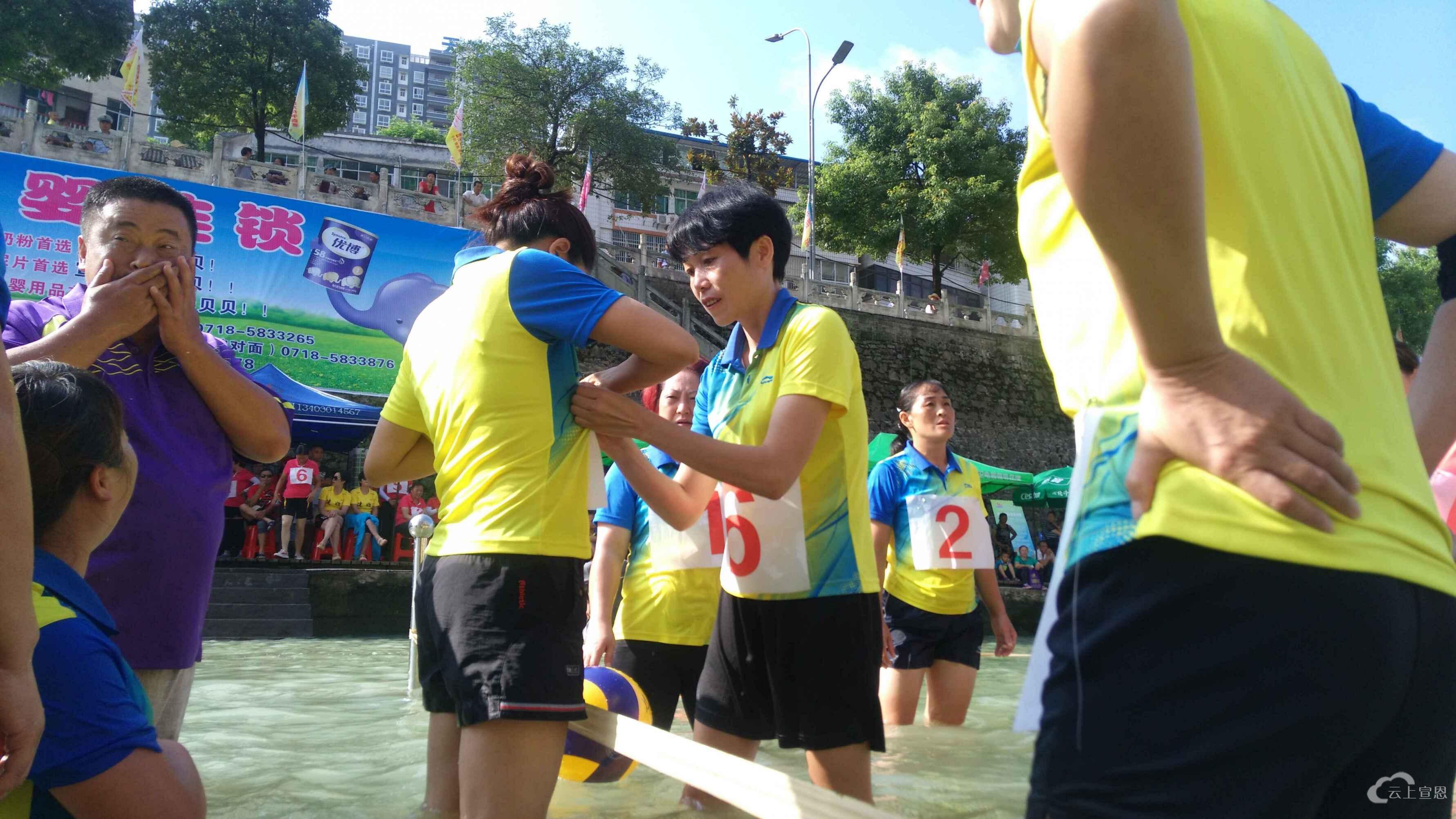 关于澳洲赛事观众热情高涨,场面壮观令人惊叹的信息 关于澳洲赛事观众热情高涨,场面壮观令人惊叹的信息