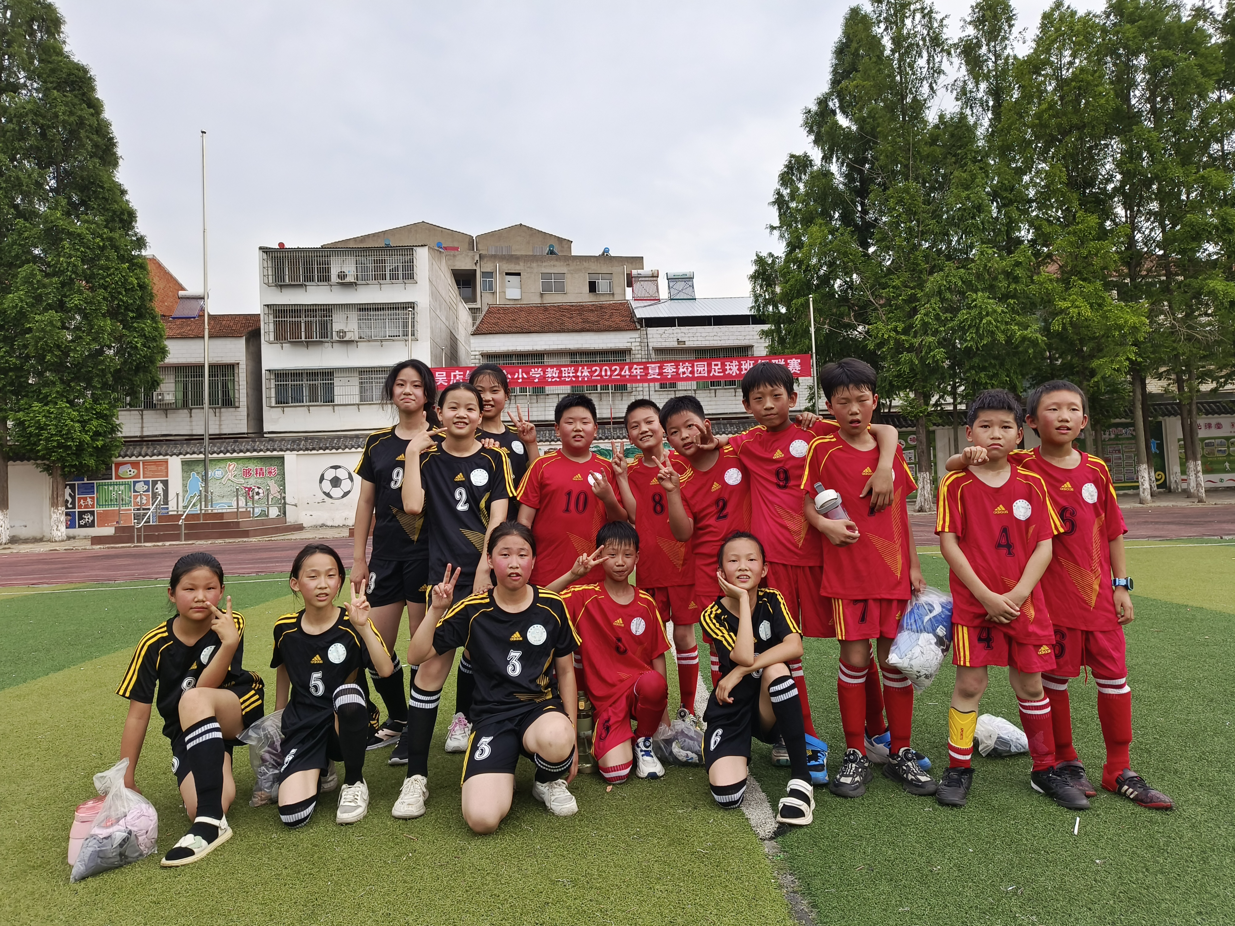 关于热血拼搏:女子足球运动健将今日火热对阵的信息 关于热血拼搏:女子足球运动健将今日火热对阵的信息