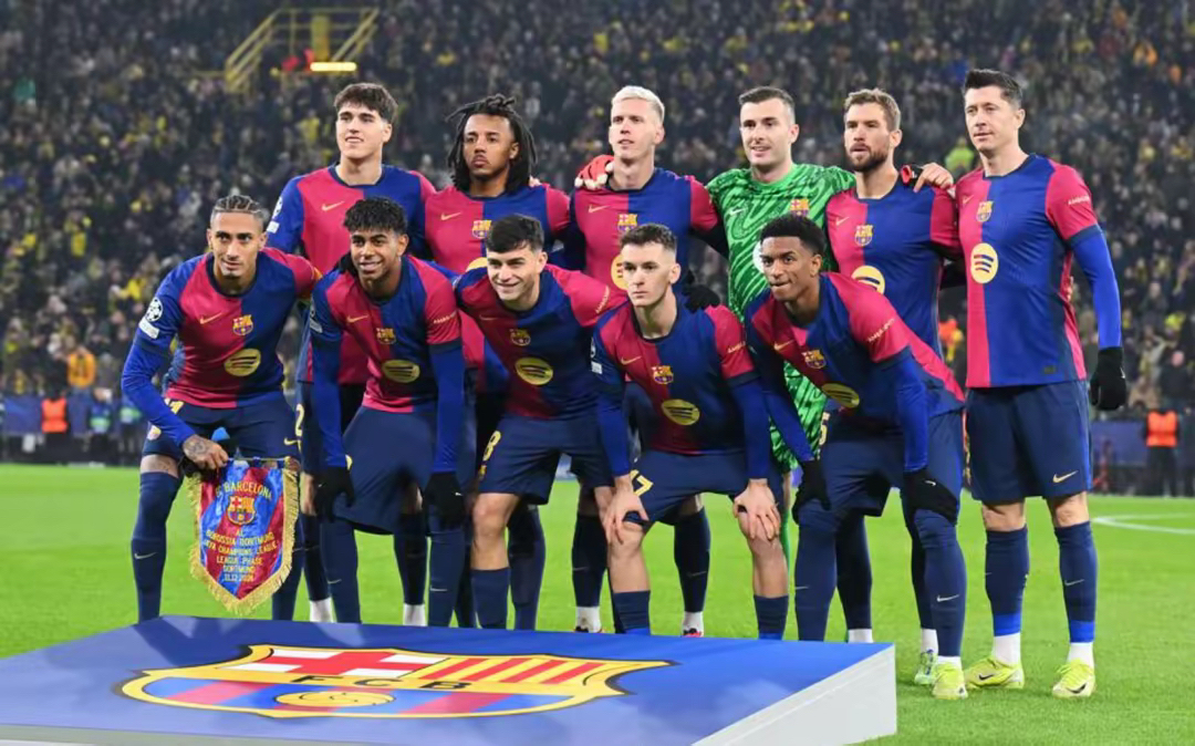 欧洲联赛强势夺魁,球队铁血拼搏取得胜利 欧洲联赛强势夺魁,球队铁血拼搏取得胜利