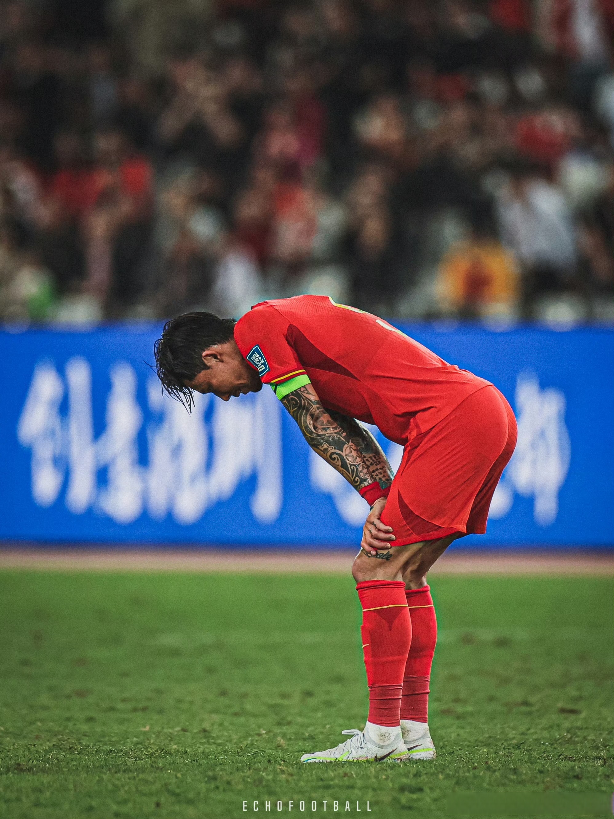 球员在比赛中展现出了顽强的战斗精神 球员在比赛中展现出了顽强的战斗精神