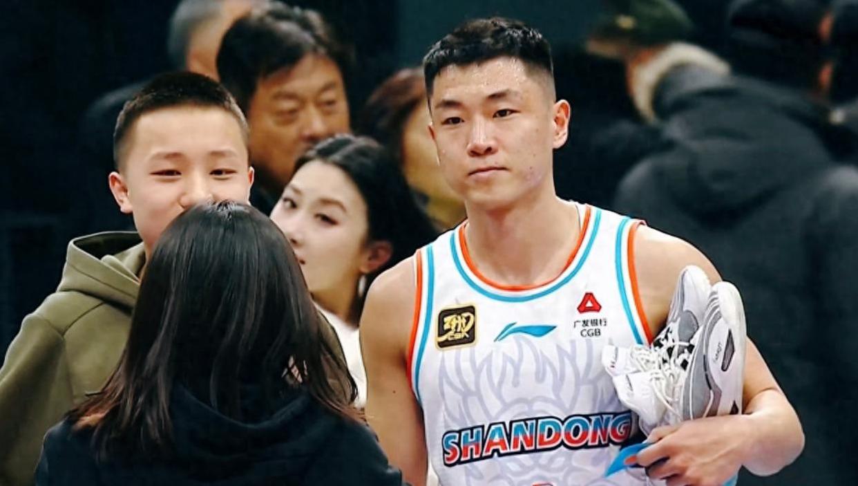 山东男篮豪胜北京队,取得关键胜利 山东男篮豪胜北京队,取得关键胜利