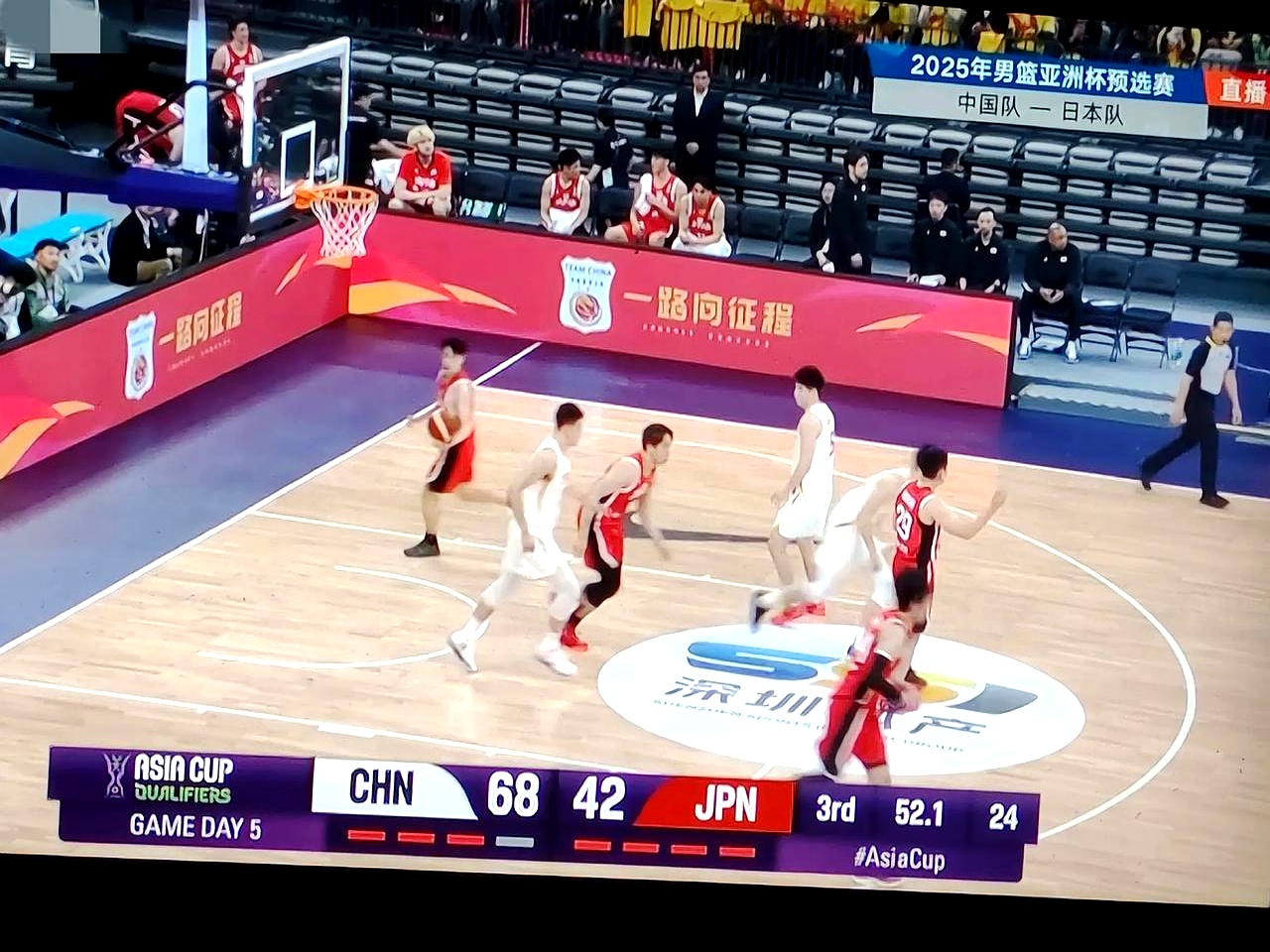 关于北京男篮击败广州队，全队斗志昂扬的信息