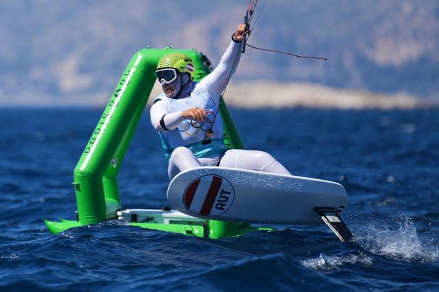 关于西班牙帆船运动员突破自我,赢得金牌的信息 关于西班牙帆船运动员突破自我,赢得金牌的信息