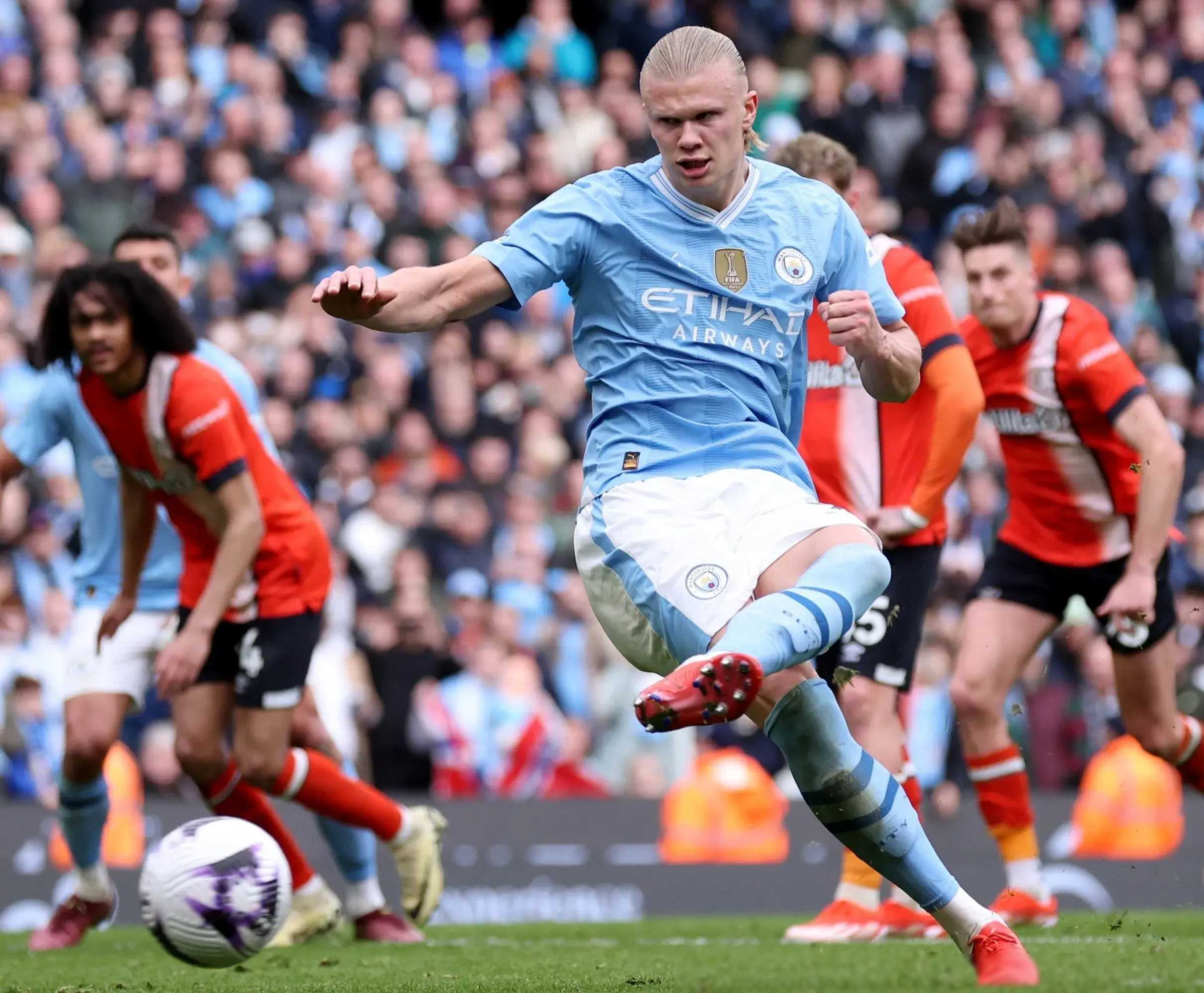 关于曼城惨遭逆转,遭遇英超连败厄的信息 关于曼城惨遭逆转,遭遇英超连败厄的信息