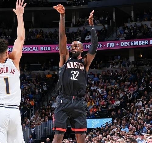 包含勇士主场大胜火箭取得赛季三连胜的词条 包含勇士主场大胜火箭取得赛季三连胜的词条