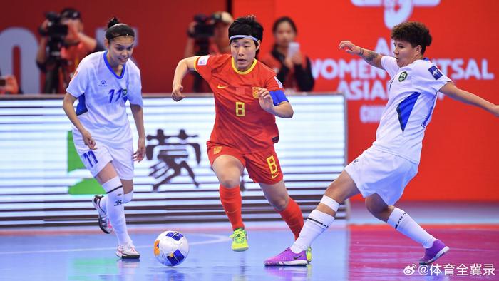 中国女足选手取得胜利,晋级比赛 中国女足选手取得胜利,晋级比赛