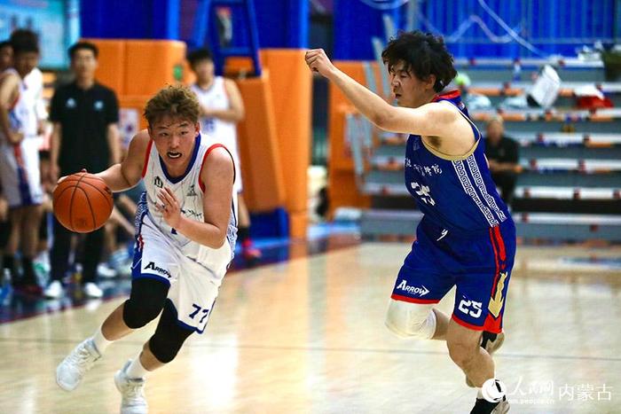 内蒙古篮球积极作战,争取胜局 内蒙古篮球积极作战,争取胜局