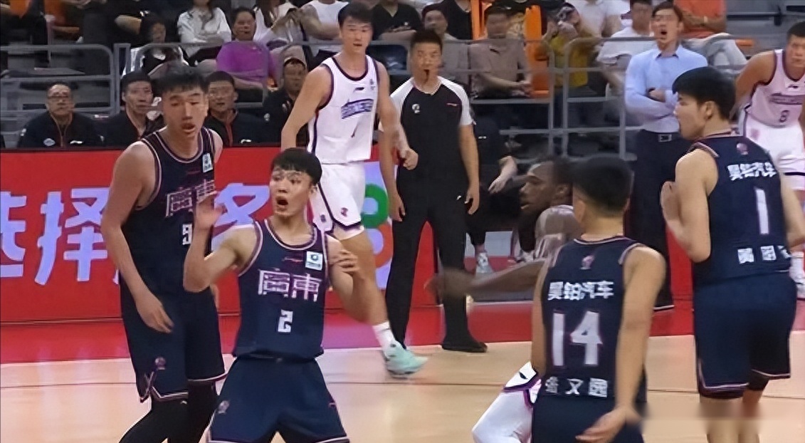 天津队客场战胜河南,稳住前列 天津队客场战胜河南,稳住前列