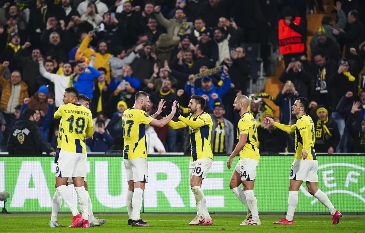 欧预赛连番对决,胜者将走向胜利之路 欧预赛连番对决,胜者将走向胜利之路