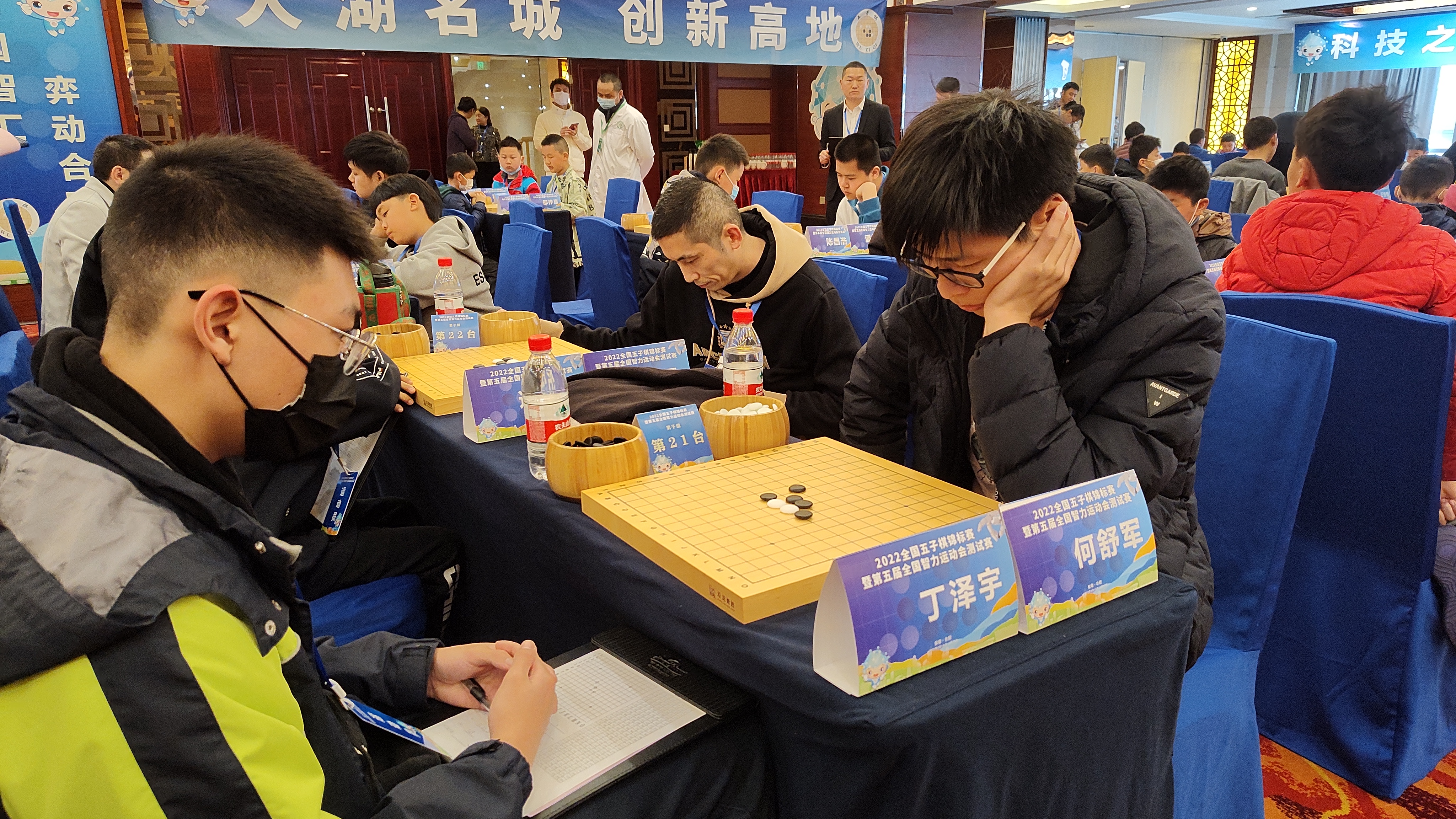 深圳队强势夺冠,赢得全国舞台 深圳队强势夺冠,赢得全国舞台