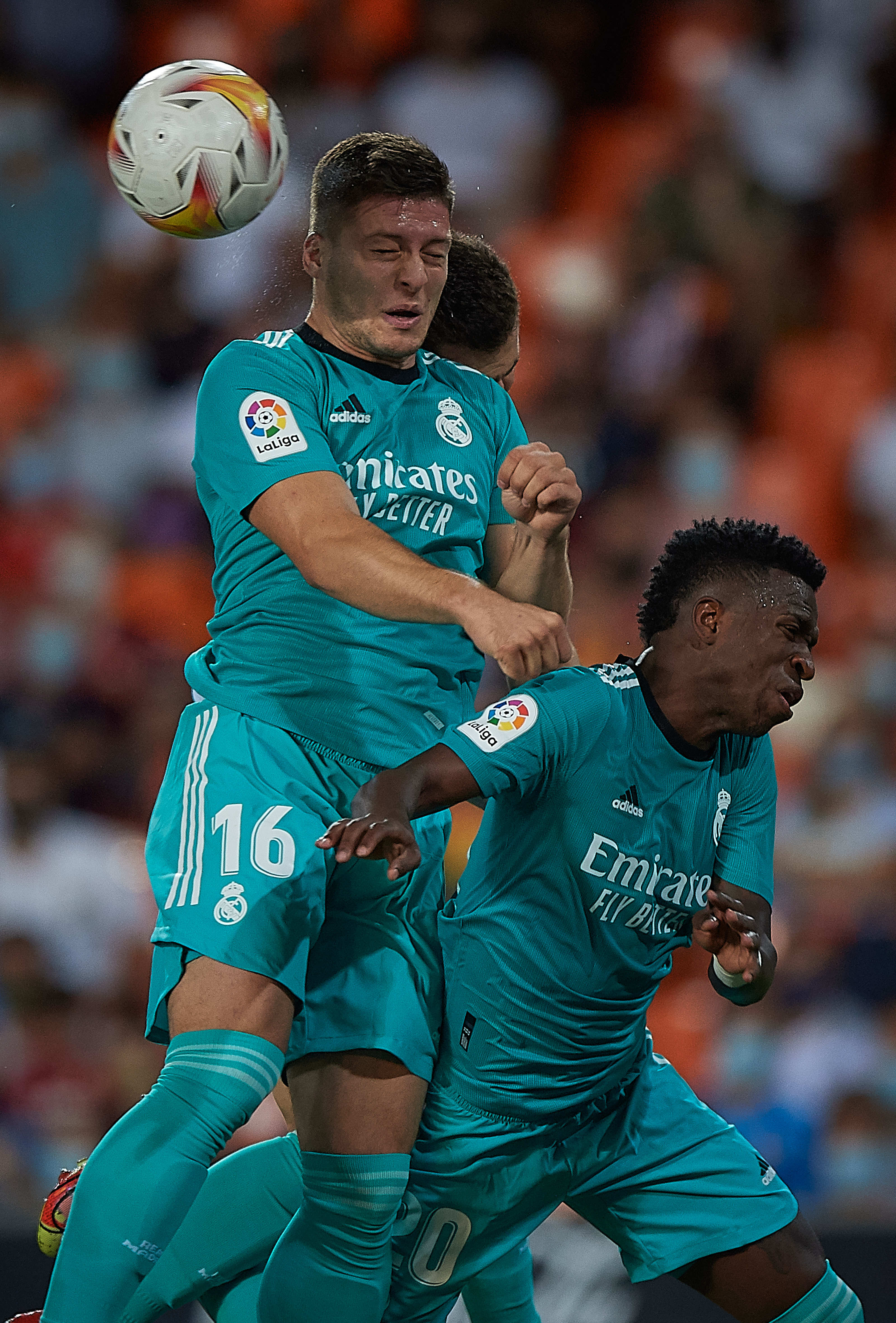 马德里城主场战胜阿贾克斯,取得胜利 马德里城主场战胜阿贾克斯,取得胜利