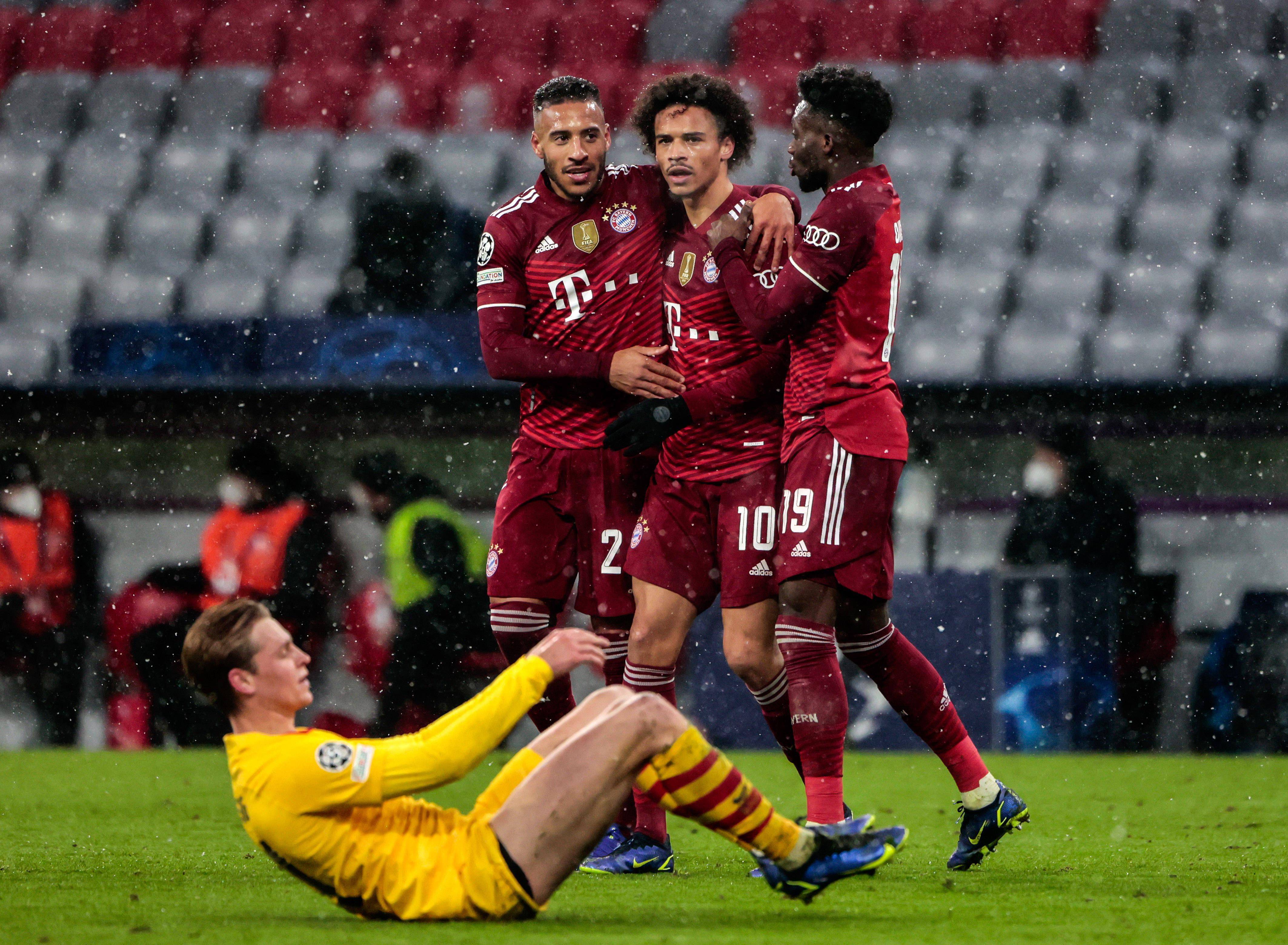 一场备受关注的足球比赛即将上演 一场备受关注的足球比赛即将上演