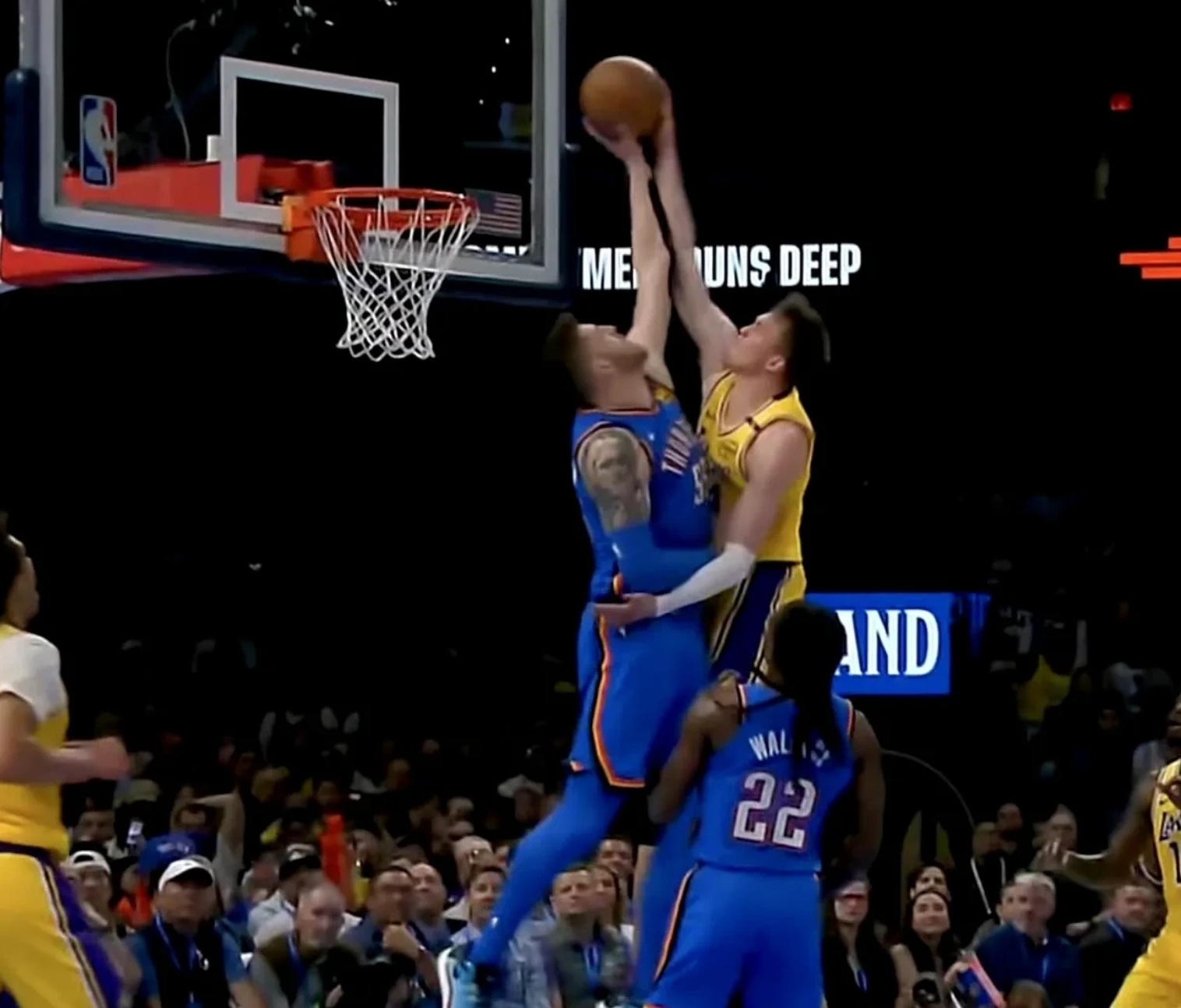 爵士绝杀篮网:克拉克森最后时刻连中三分绝杀 爵士绝杀篮网:克拉克森最后时刻连中三分绝杀