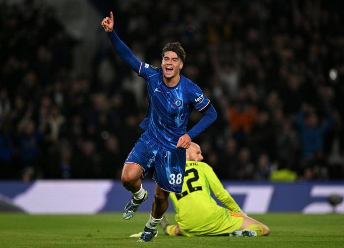 包含罗马主场胜卡利亚里:继续追赶前四的词条 包含罗马主场胜卡利亚里:继续追赶前四的词条