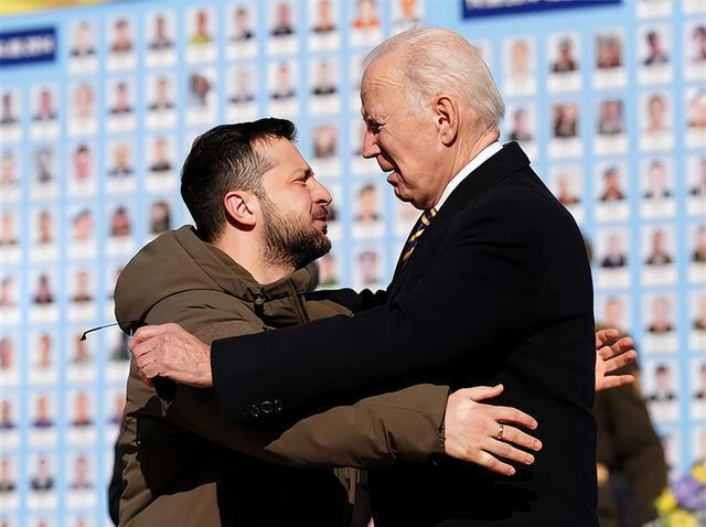 强强碰撞,场上技术对抗激烈,谁会是胜利者? 强强碰撞,场上技术对抗激烈,谁会是胜利者?