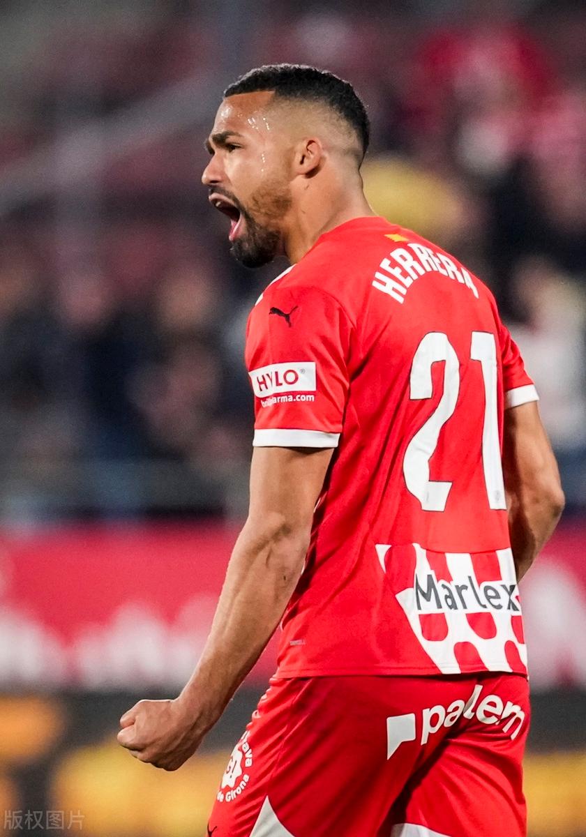 包含赫塔菲前锋获得首发机会,努力证明实力的词条 包含赫塔菲前锋获得首发机会,努力证明实力的词条