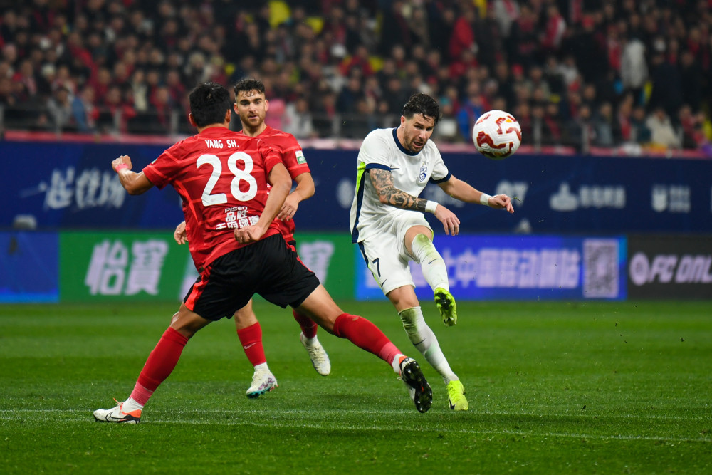 新赛季首秀，球员们信心满满，力求好成绩